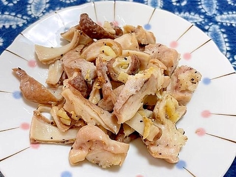 ガツのにんにく塩こしょう炒め